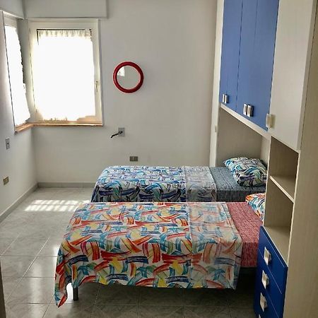 Апартаменты Casa Sul Corso Di Лидо-Марини Экстерьер фото